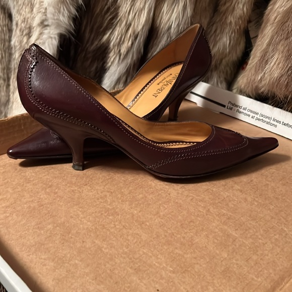 Yves St Laurant dark brown leather  pumps - Picture 11 of 12